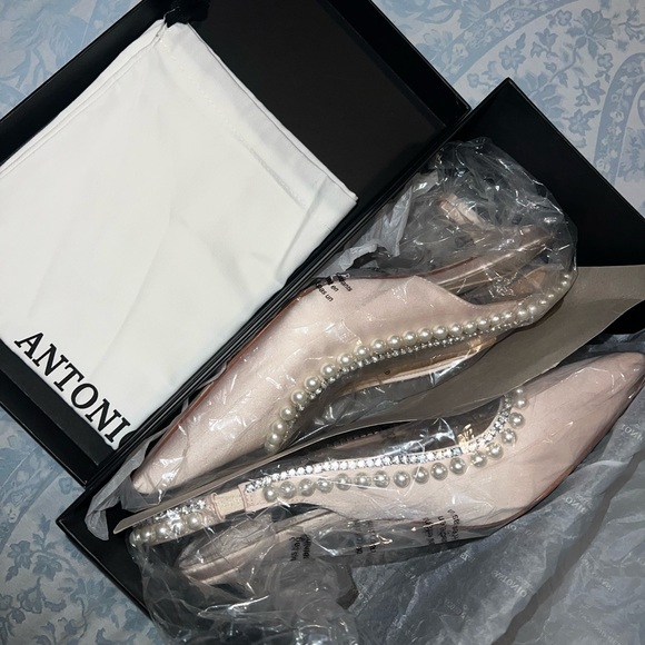 Antonio Melani Bridal Heels - Picture 5 of 6